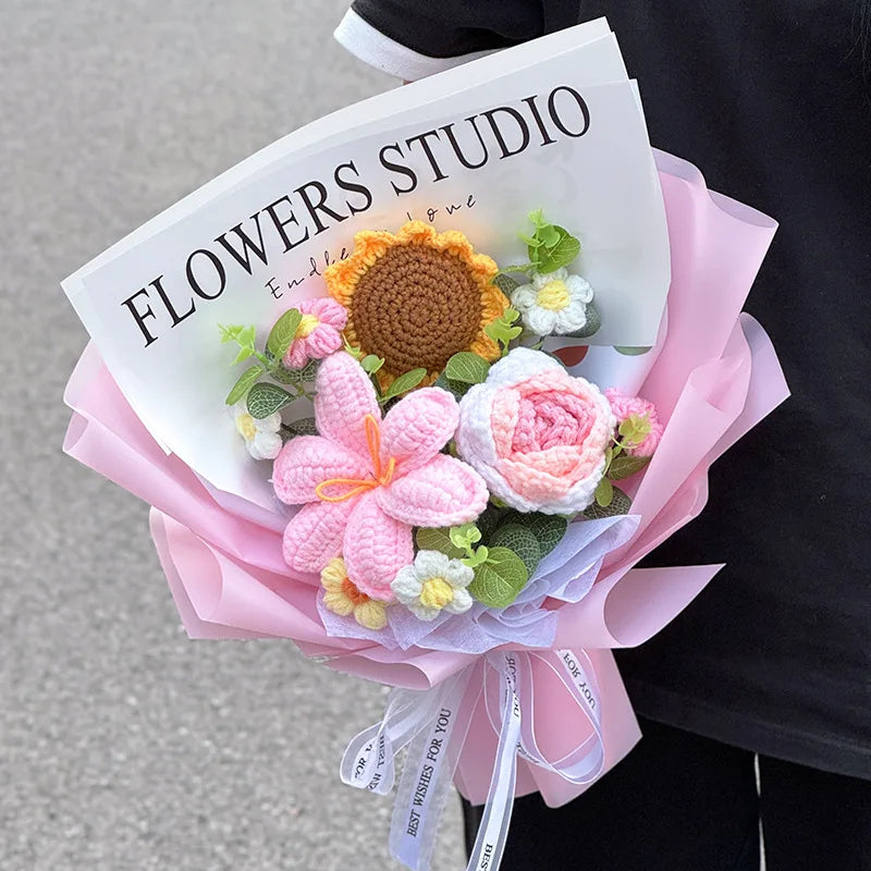 Handmade Crochet Flowers Bouquet Mothers Day Gifts Finished Hand-Knitted Crochet Graduation Bouquet Teacher' Day Birthday Gift