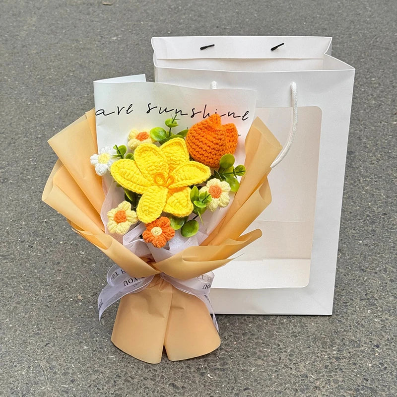Handmade Crochet Flowers Bouquet Mothers Day Gifts Finished Hand-Knitted Crochet Graduation Bouquet Teacher' Day Birthday Gift